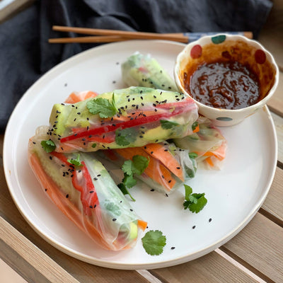 VEGETABLE RICE ROLLS WITH A PEANUT BUTTER SOYA SAUCE DIP